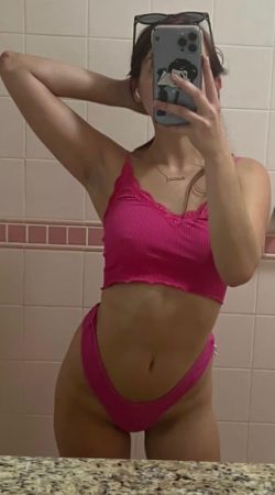 Elsa Satén la Compañía Perfecta para Tus Momentos Inolvidables